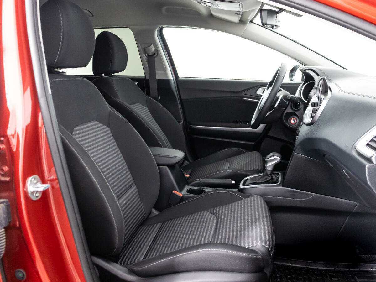 Б/У Киа Сид 2022 года. Фото: #23