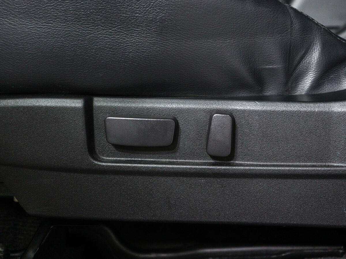 Б/У Митсубиши Паджеро Спорт 2012 года. Фото: #12