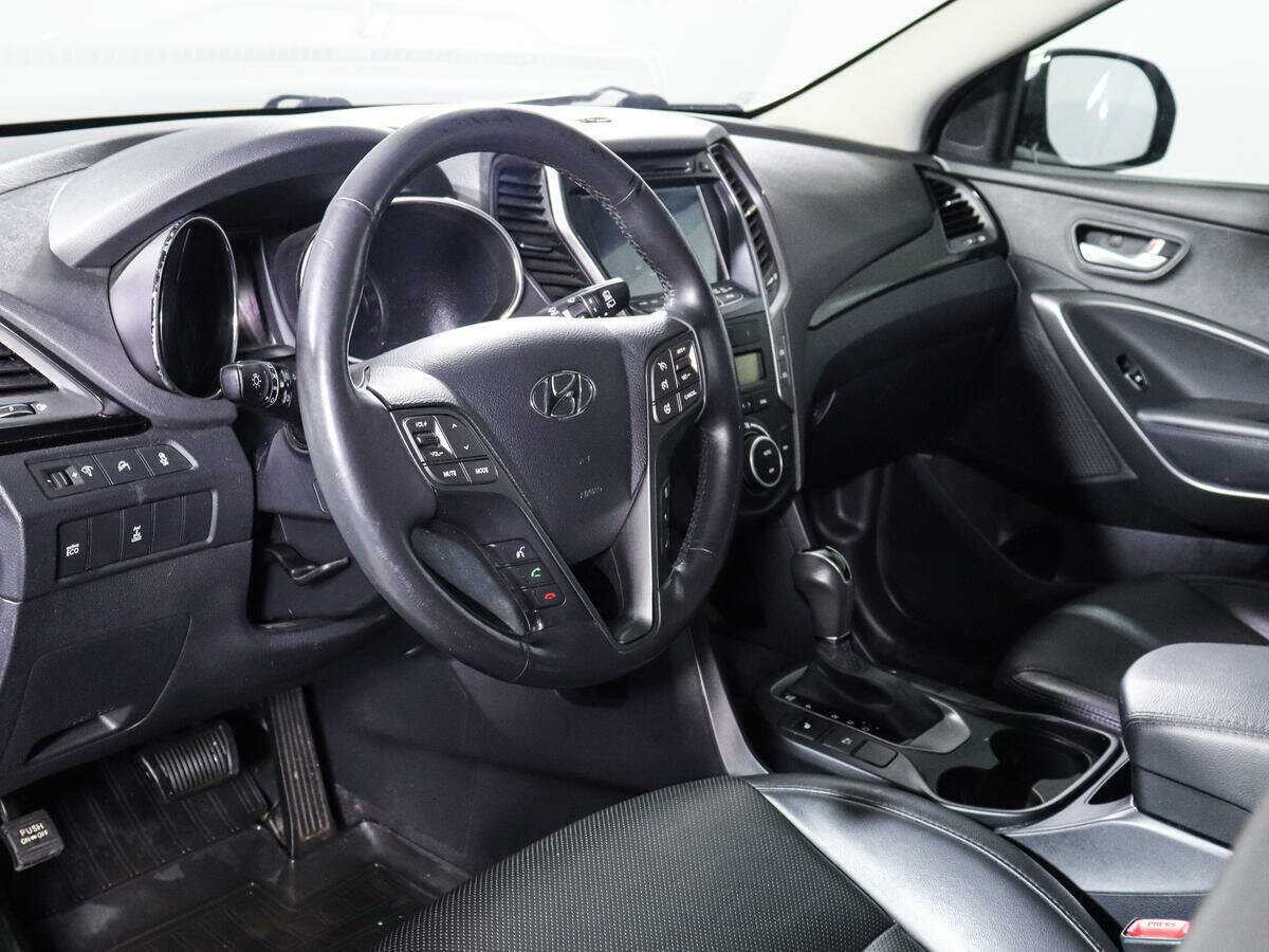 Б/У Хендай Санта Фе 2015 года. Фото: #11