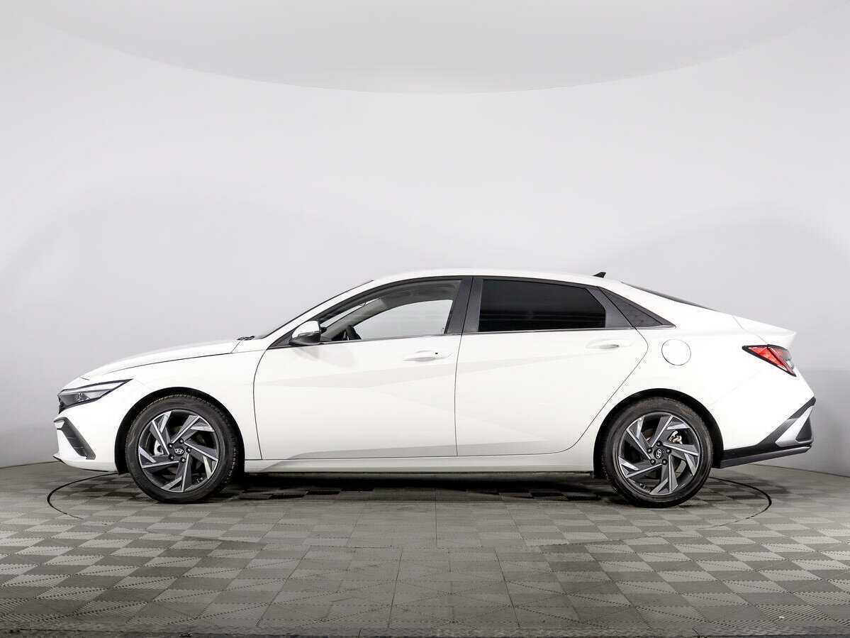 Б/У Хендай Елантра 2024 года. Фото: #7