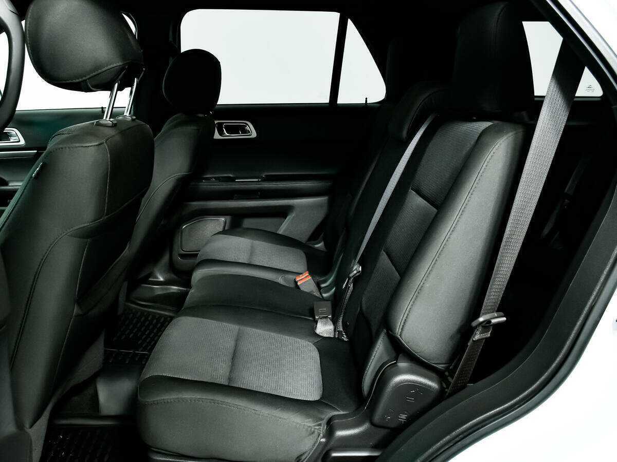 Б/У Форд Експлорер 2013 года. Фото: #11