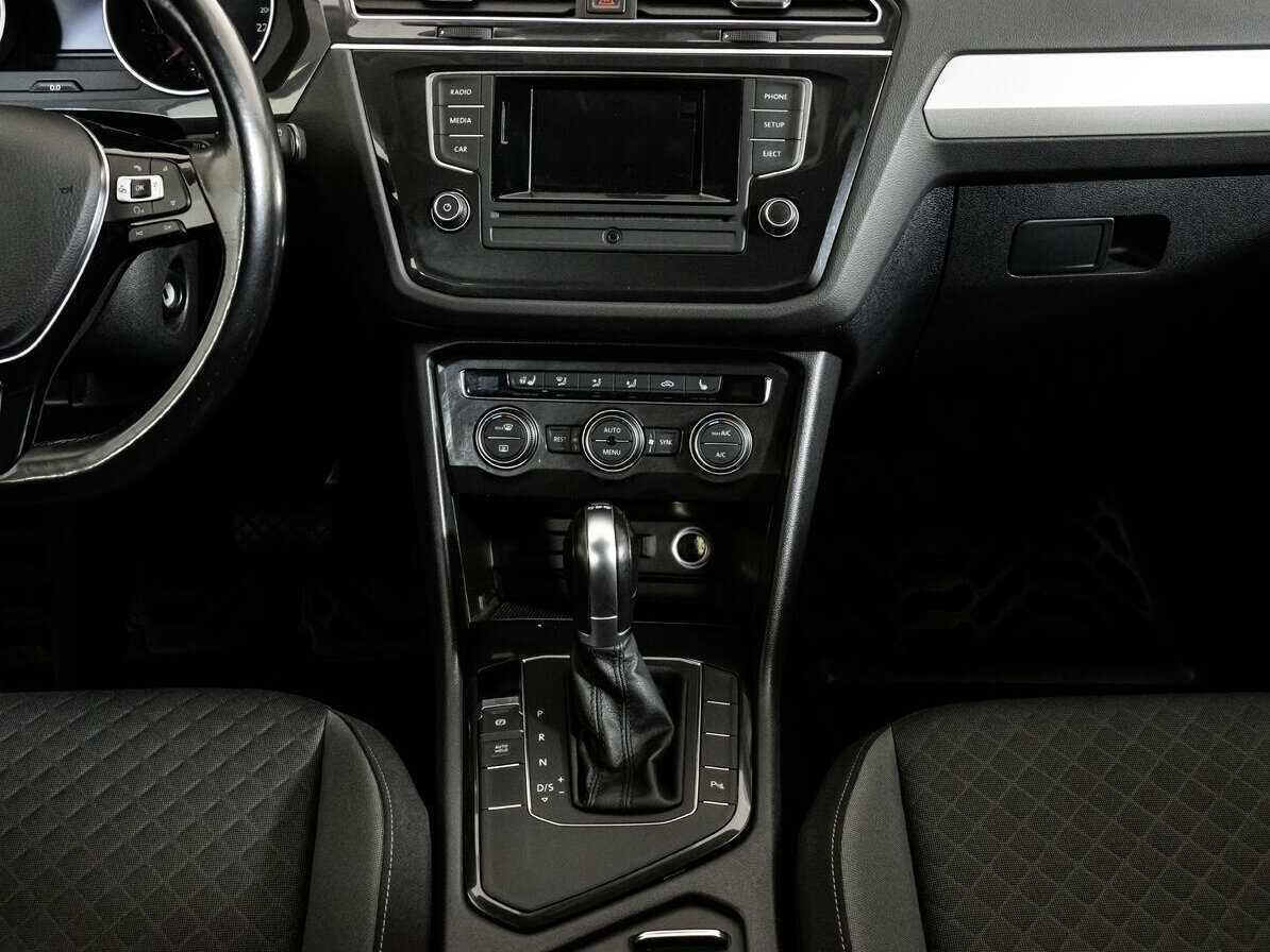 Б/У Фольксваген Тигуан 2017 года. Фото: #9