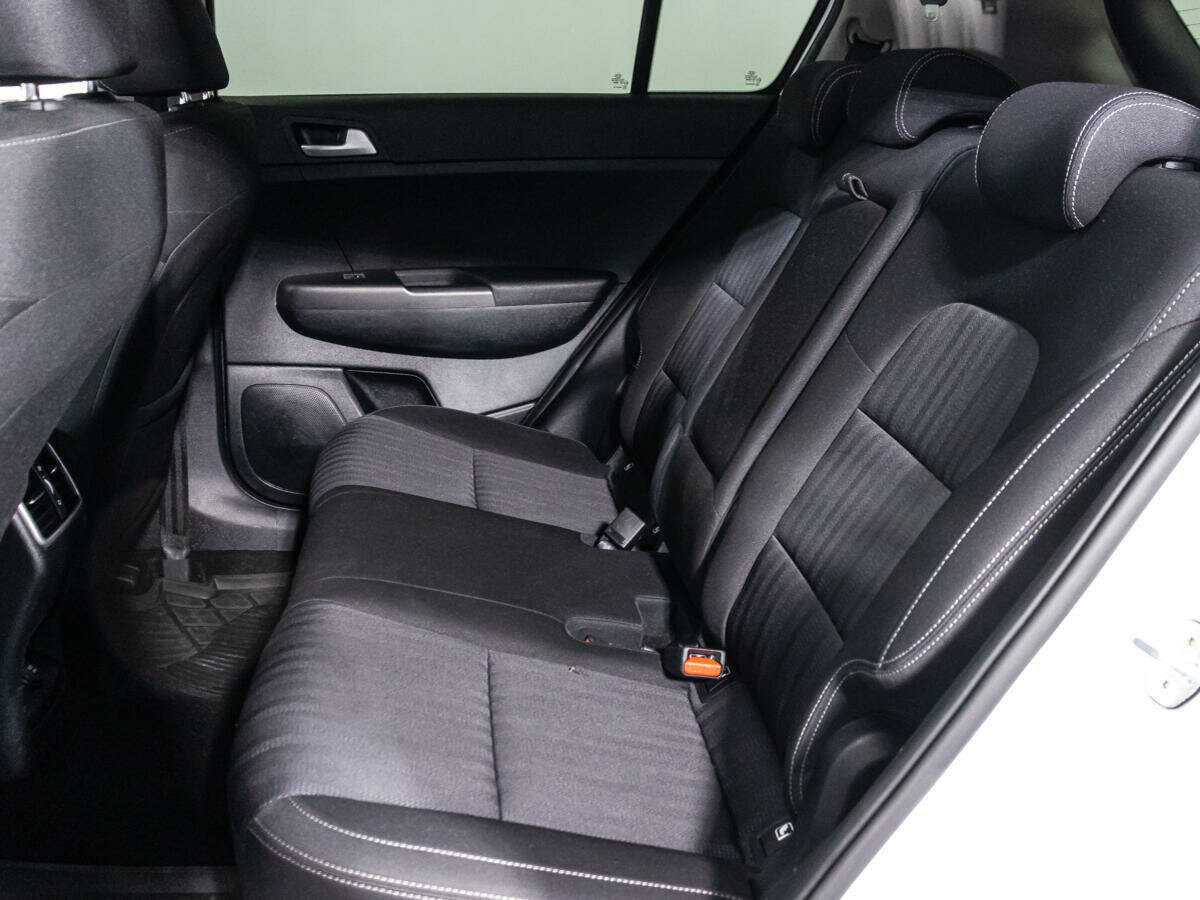 Б/У Киа Спортейдж 2020 года. Фото: #9