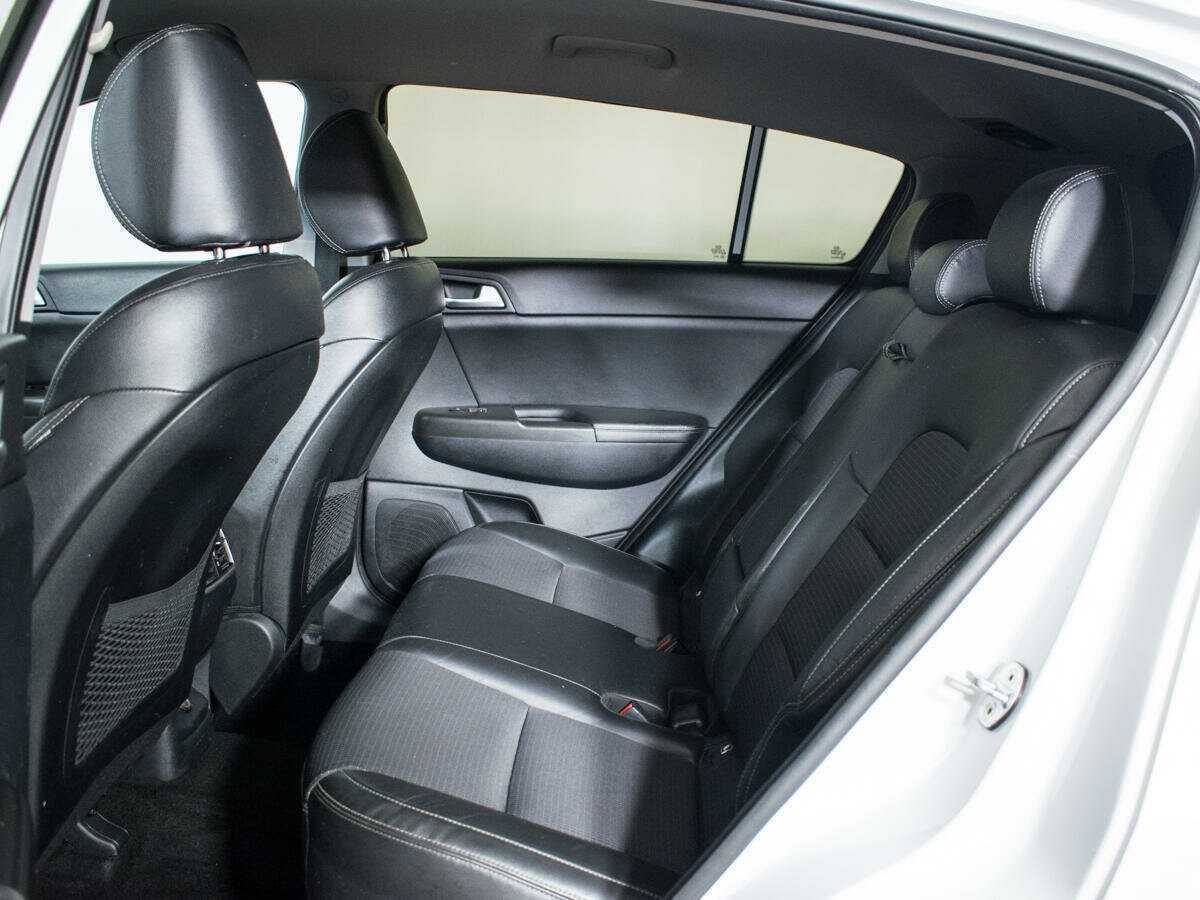 Б/У Киа Спортейдж 2018 года. Фото: #9