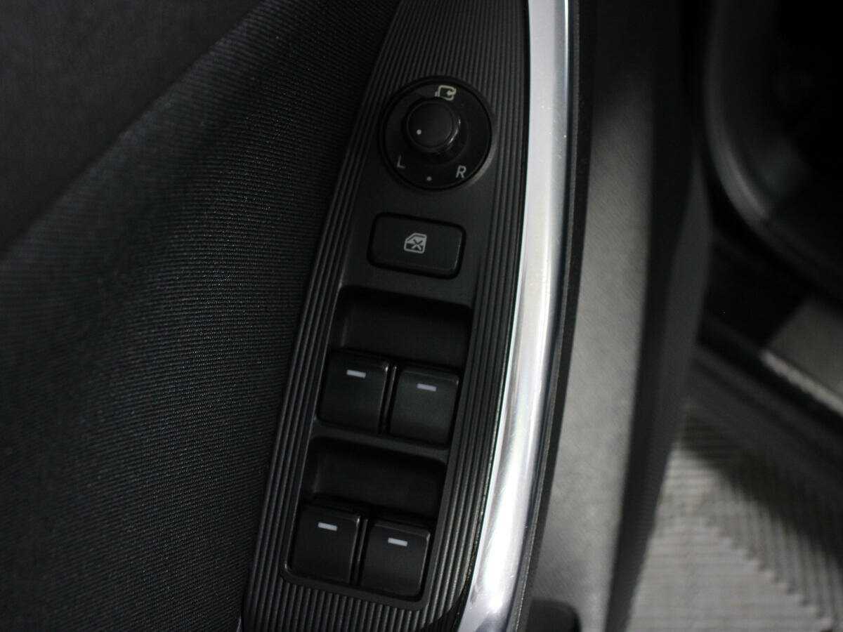 Б/У Мазда Ц-Икс-5 2013 года. Фото: #14