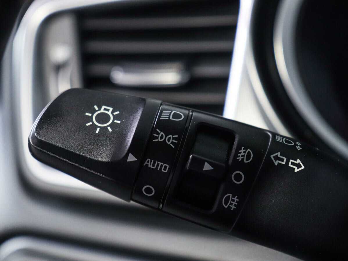 Б/У Киа Сид 2018 года. Фото: #16