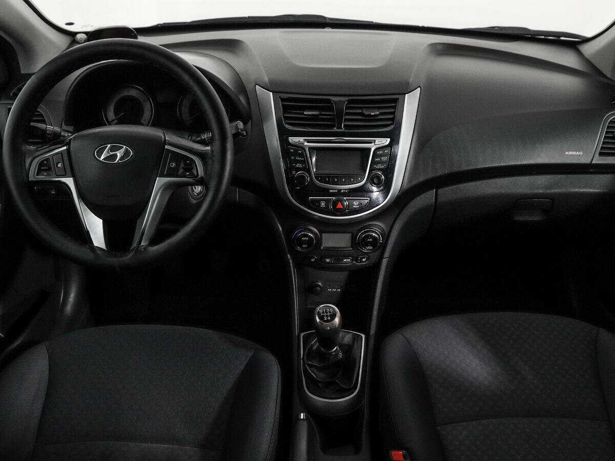 Б/У Хендай Солярис 2013 года. Фото: #11