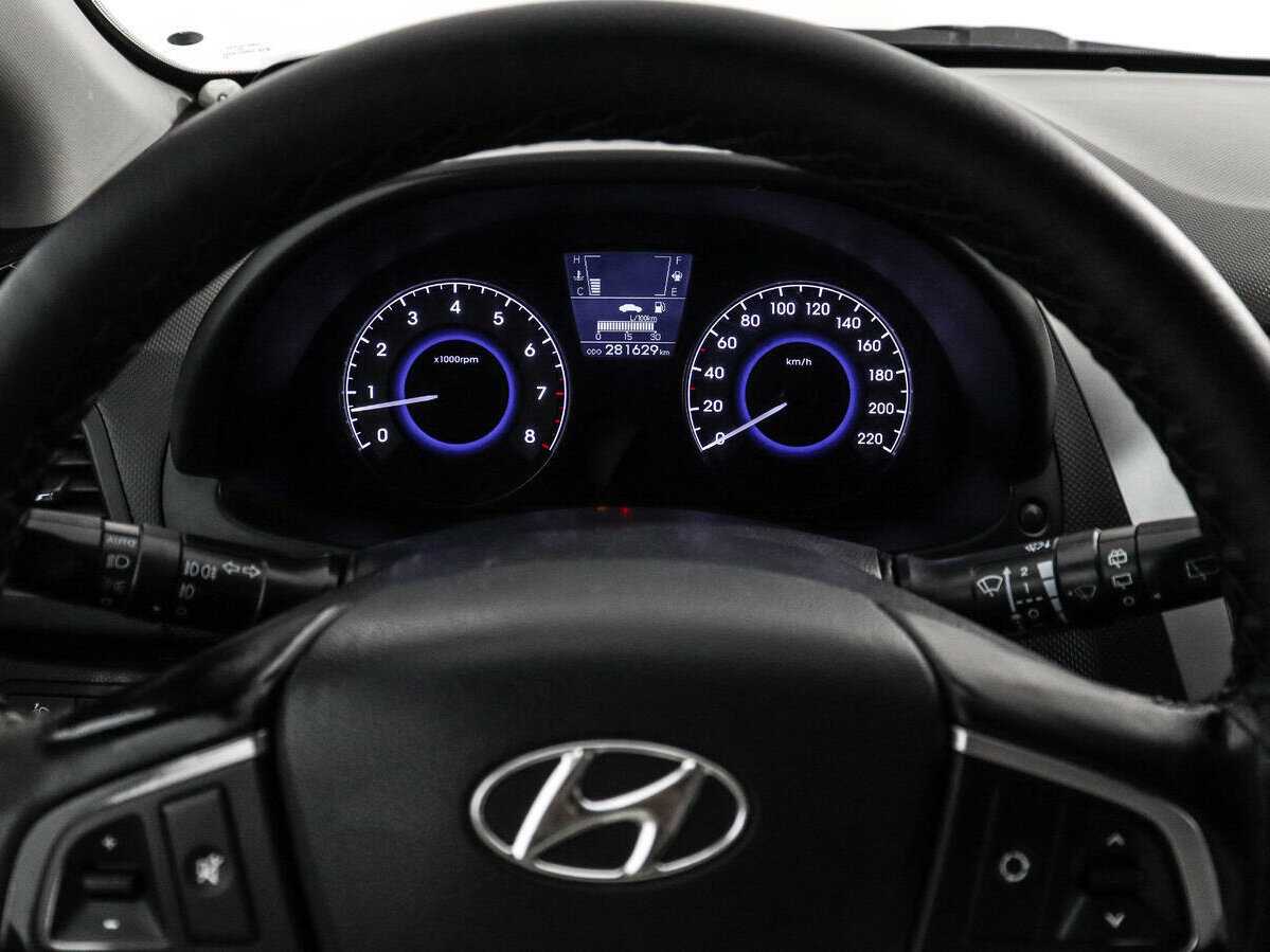 Б/У Хендай Солярис 2013 года. Фото: #15