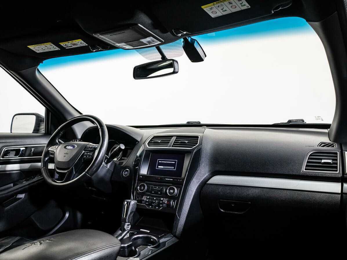 Б/У Форд Експлорер 2016 года. Фото: #8