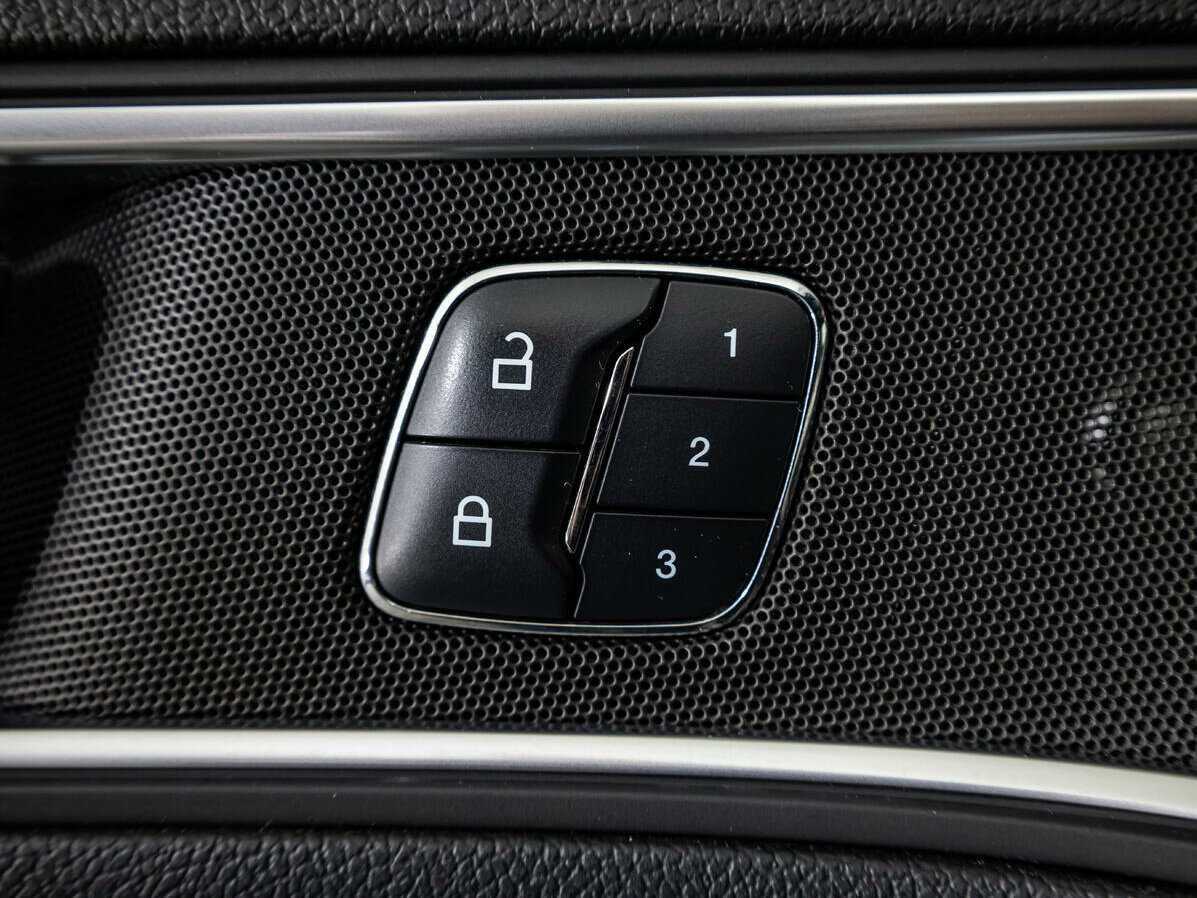 Б/У Форд Експлорер 2015 года. Фото: #12