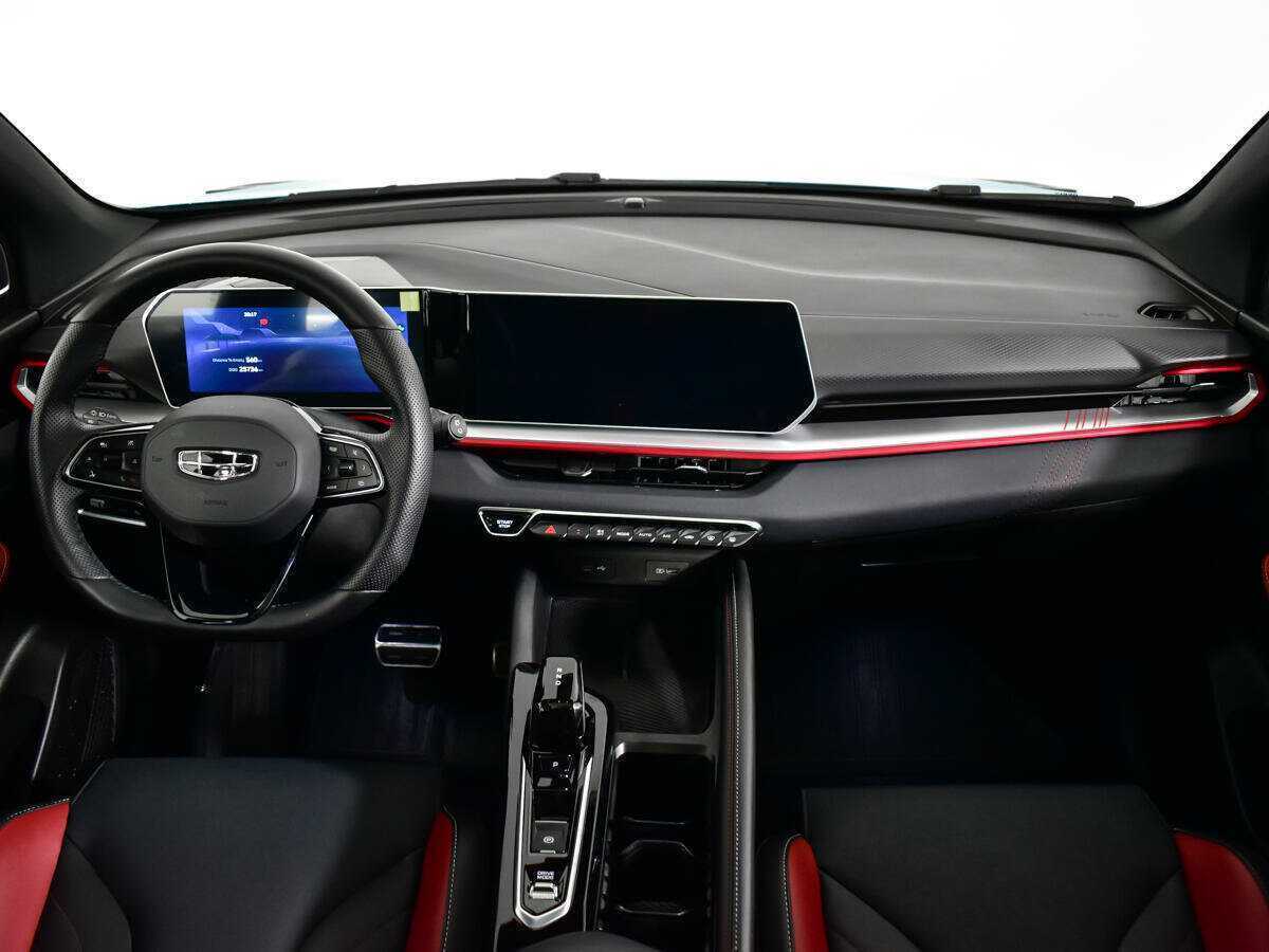 Б/У Джили Кулрэй 2023 года. Фото: #11