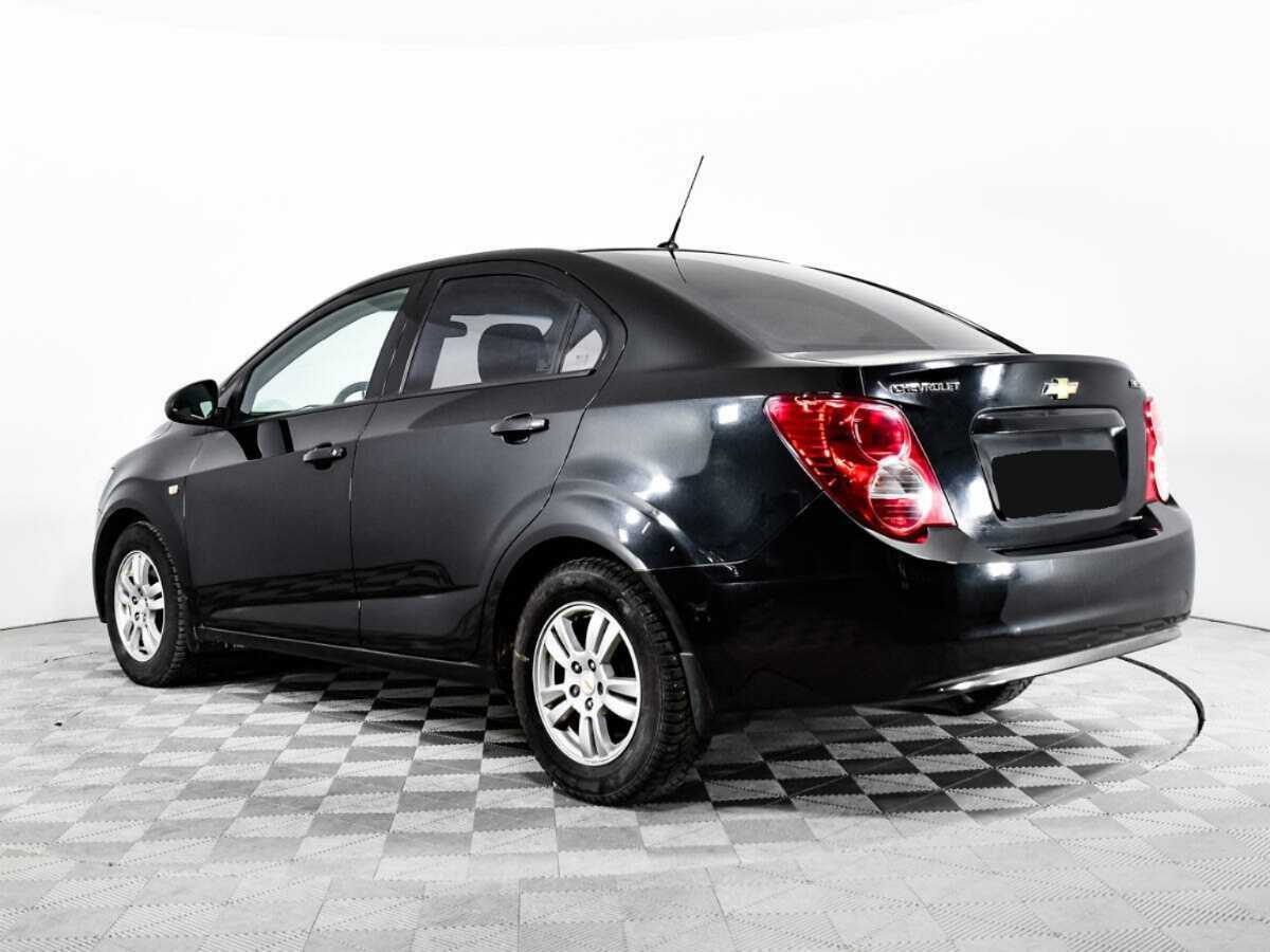 Б/У Шевроле Авео 2014 года. Фото: #6