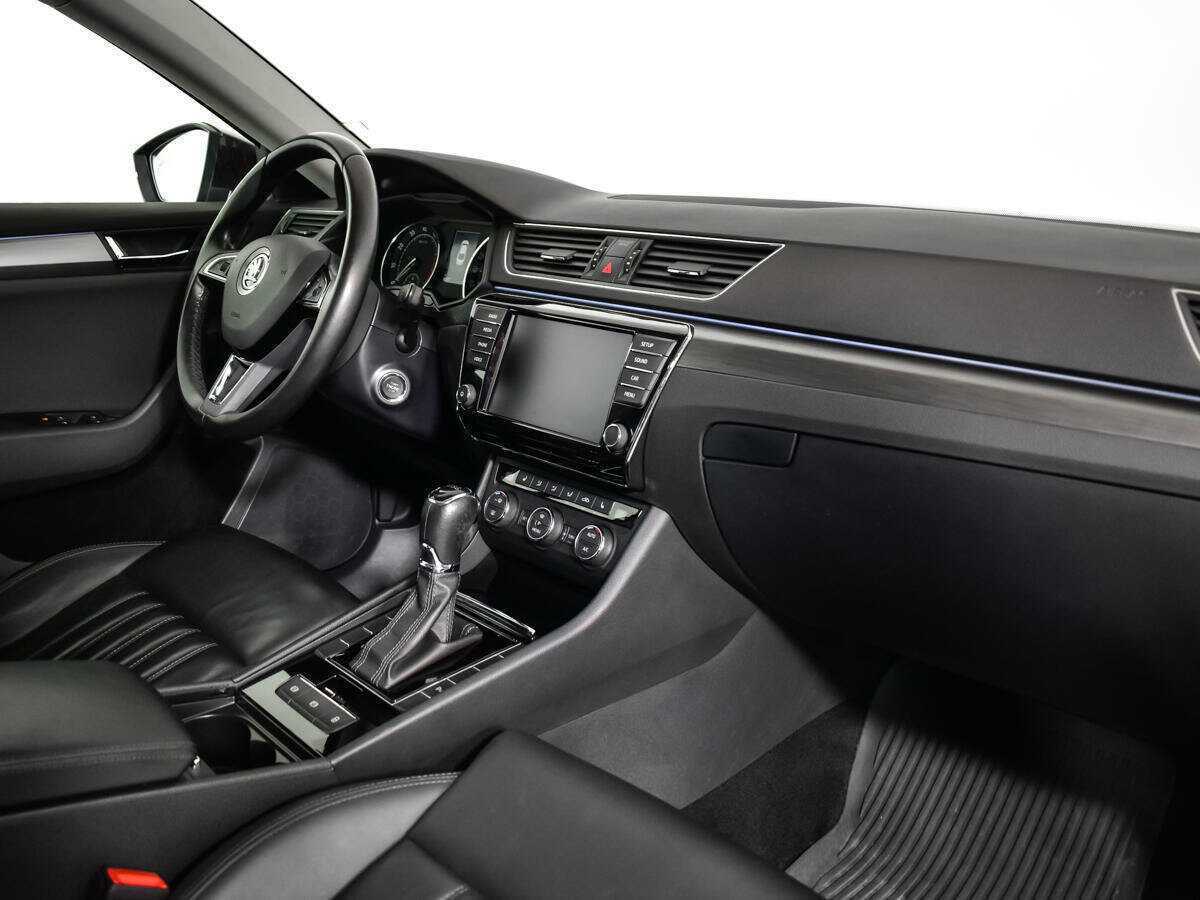 Б/У Шкода Суперб 2016 года. Фото: #8