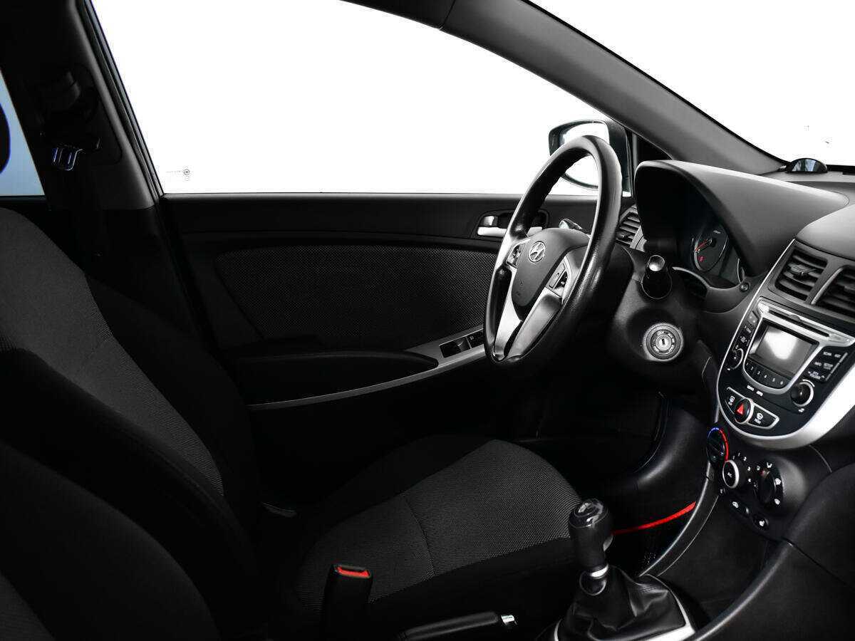 Б/У Хендай Солярис 2012 года. Фото: #8