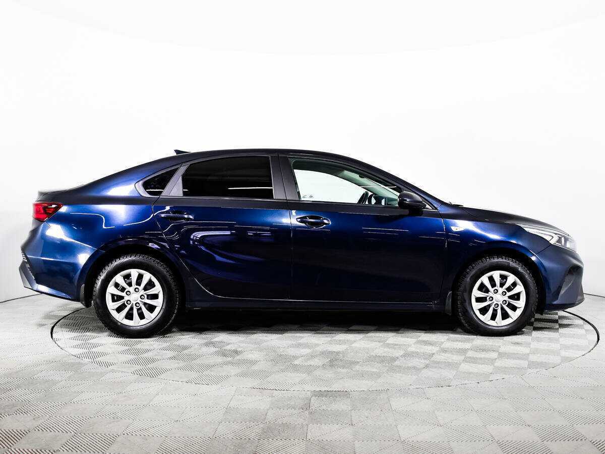 Б/У Киа Церато 2021 года. Фото: #3