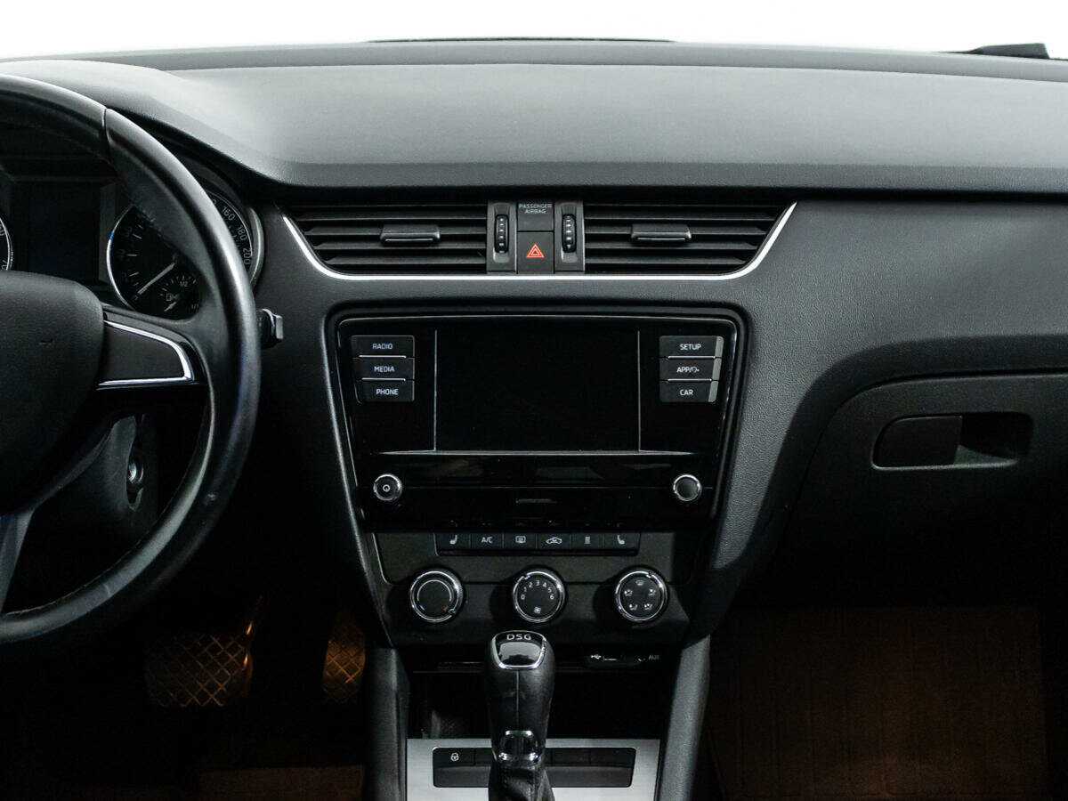 Б/У Шкода Октавия 2017 года. Фото: #13