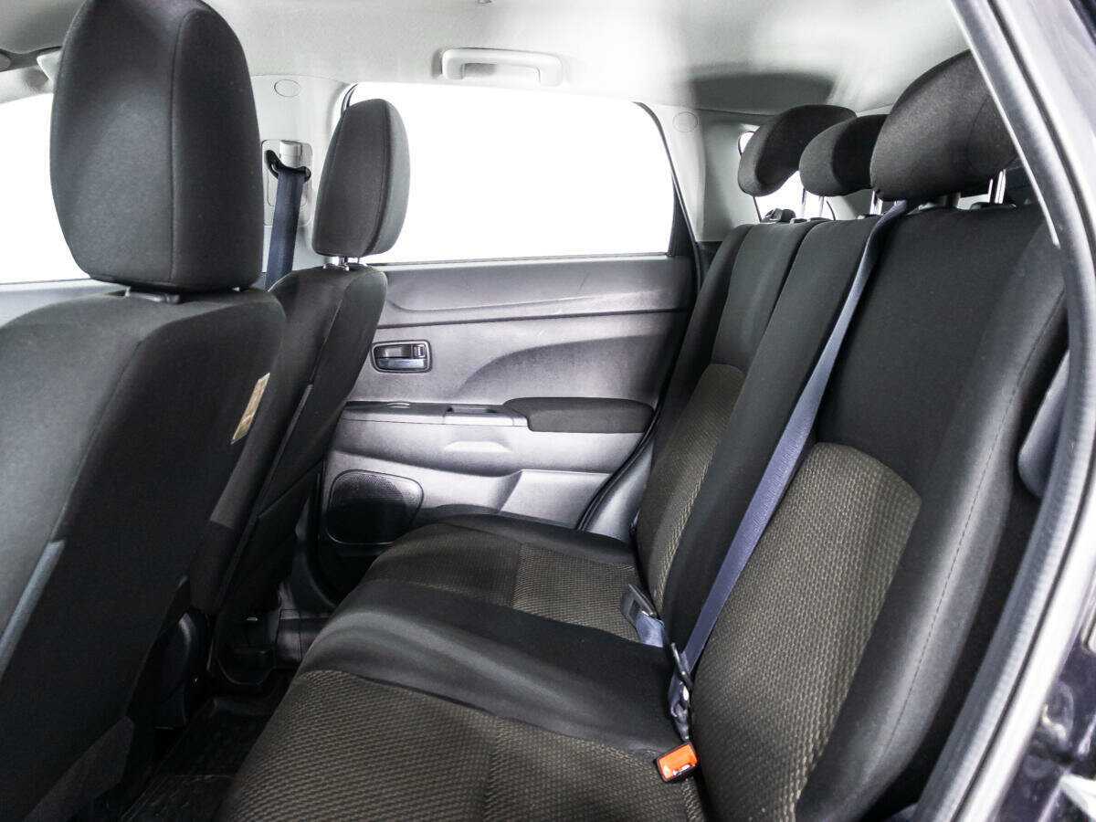 Б/У Митсубиши АС-Икс 2019 года. Фото: #9