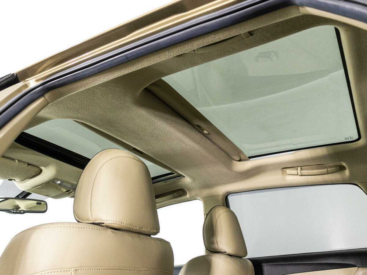 Б/У Тойота Венза 2013 года. Фото: #19