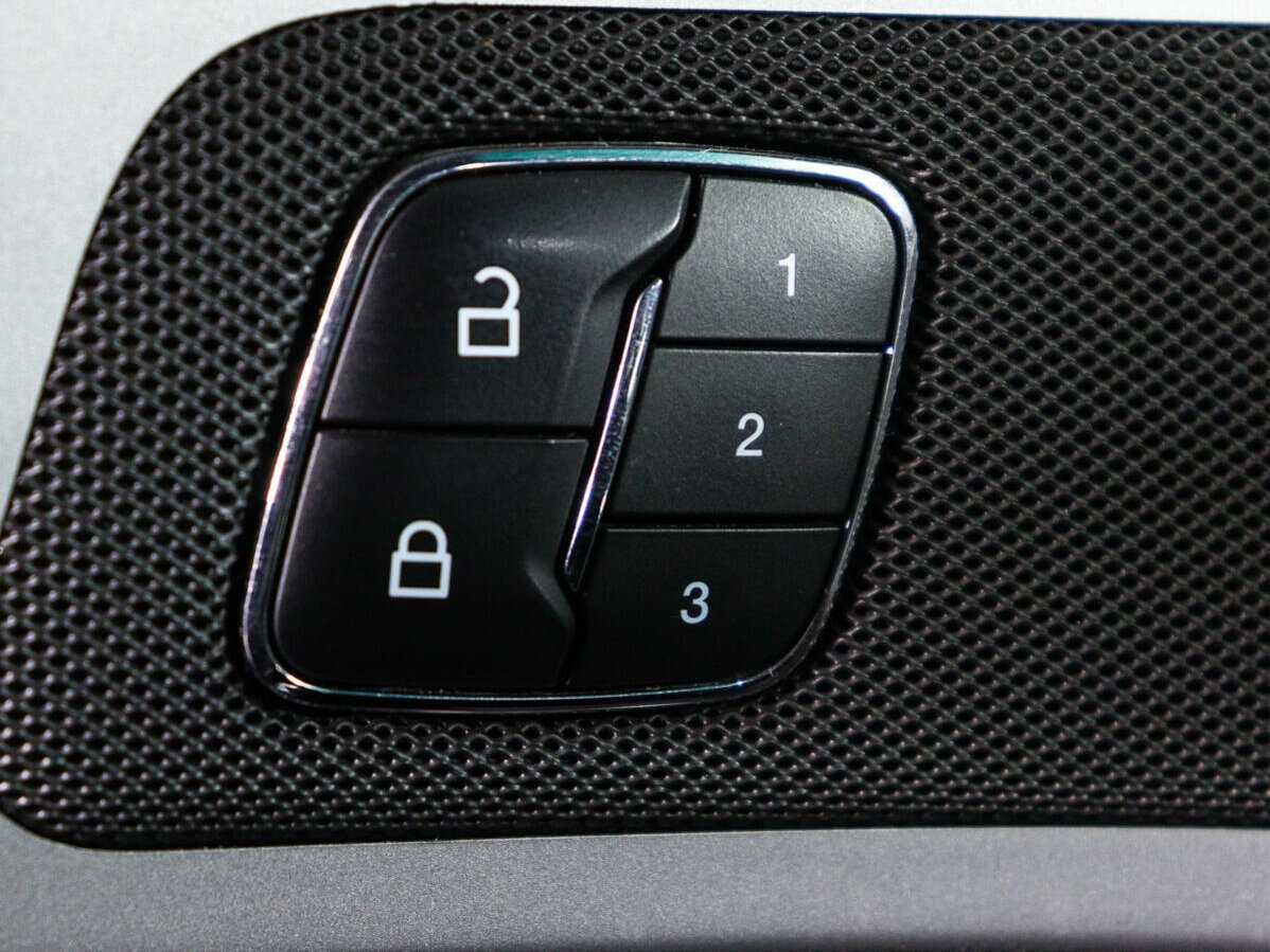 Б/У Форд Експлорер 2013 года. Фото: #17