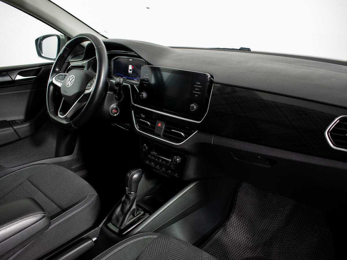 Б/У Фольксваген Поло 2022 года. Фото: #8