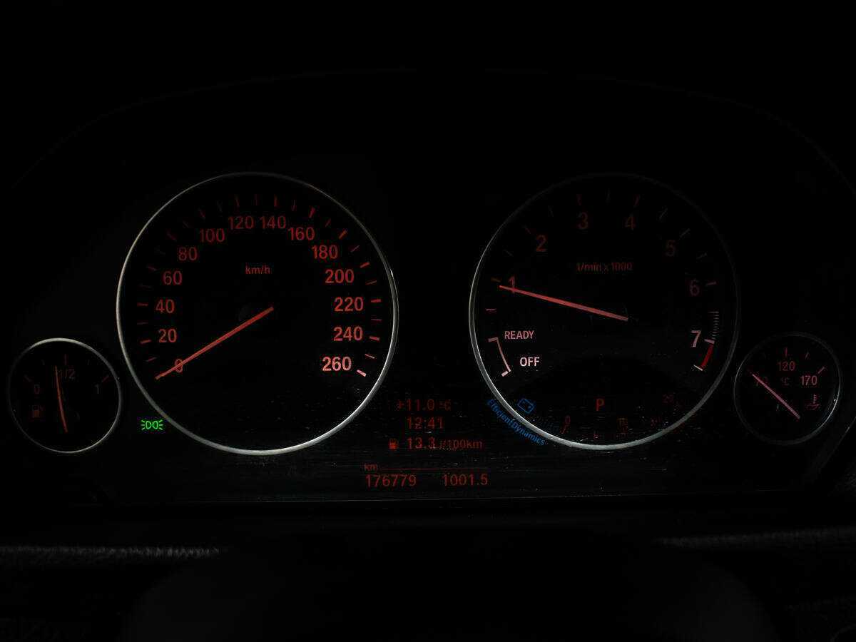 Б/У БМВ 3 серии 2013 года. Фото: #10