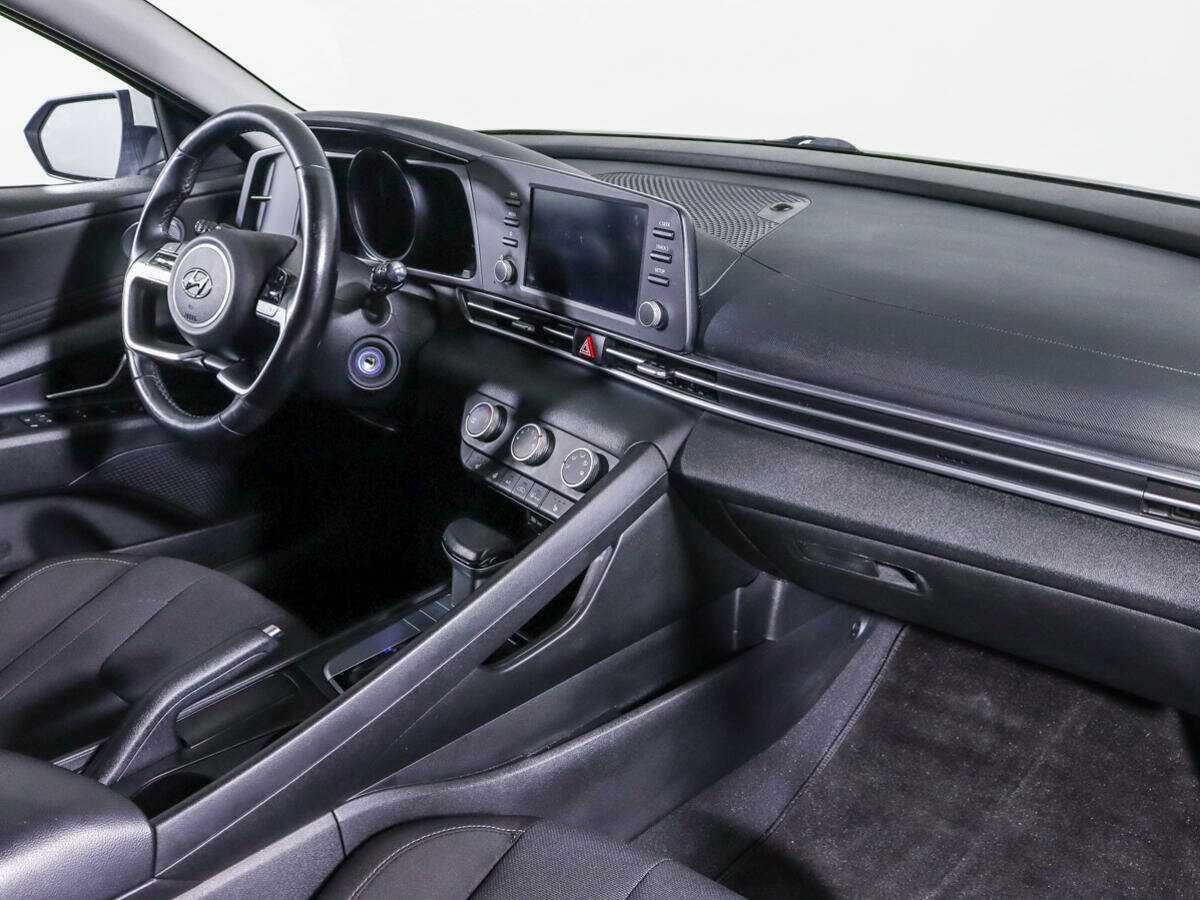 Б/У Хендай Елантра 2021 года. Фото: #8