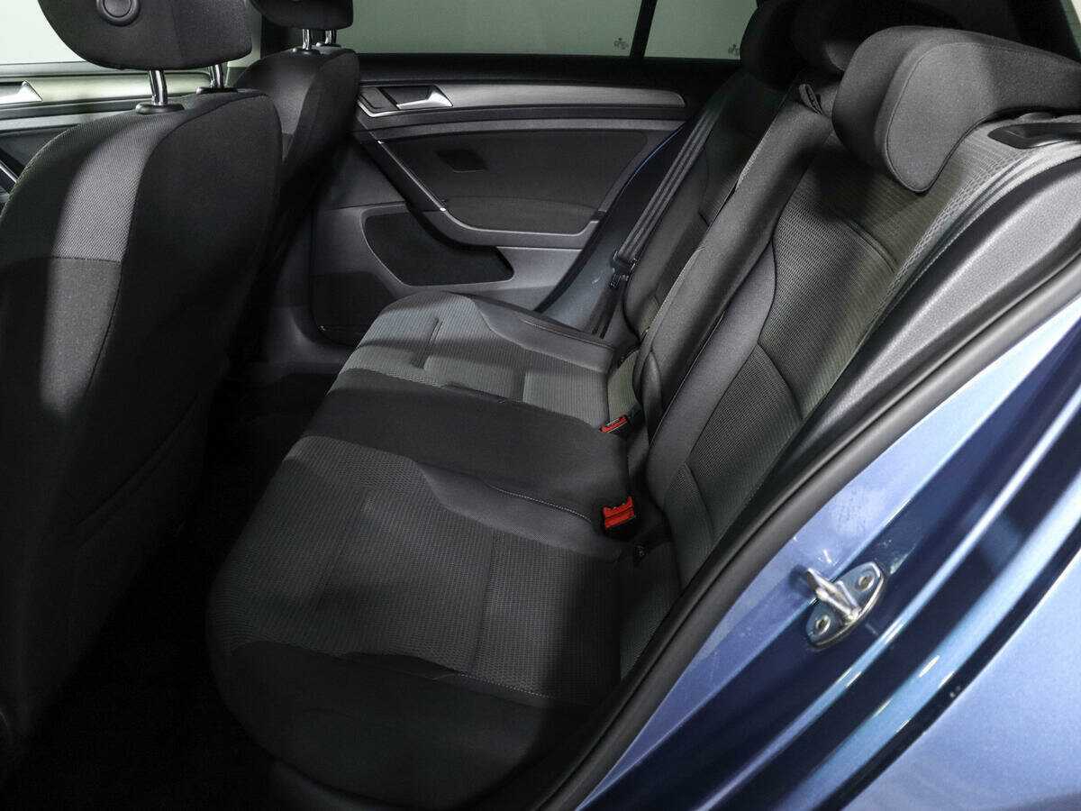 Б/У Фольксваген Гольф 2013 года. Фото: #7