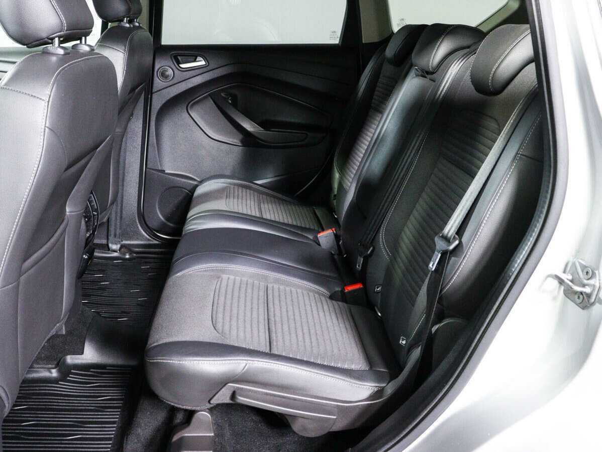 Б/У Форд Куга 2017 года. Фото: #9