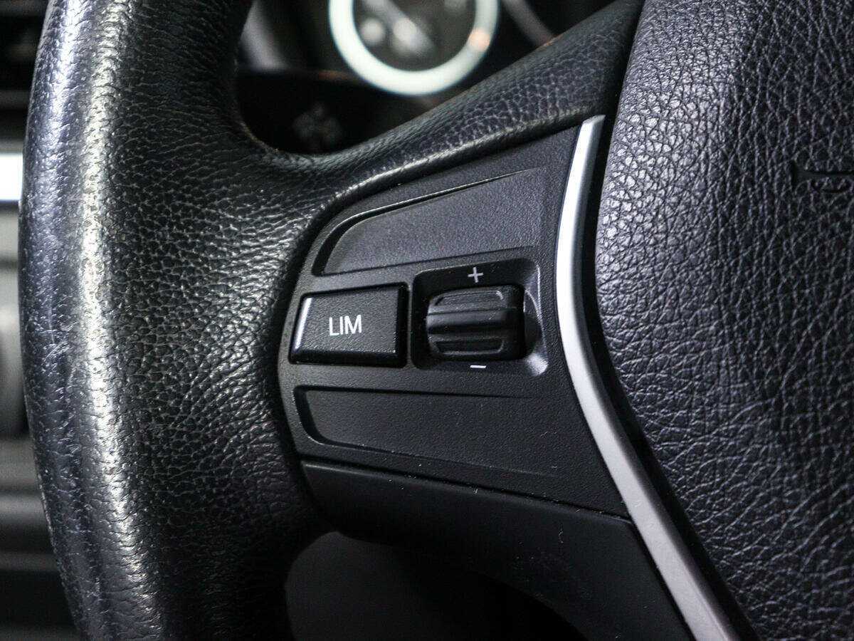 Б/У БМВ 3 серии 2017 года. Фото: #12