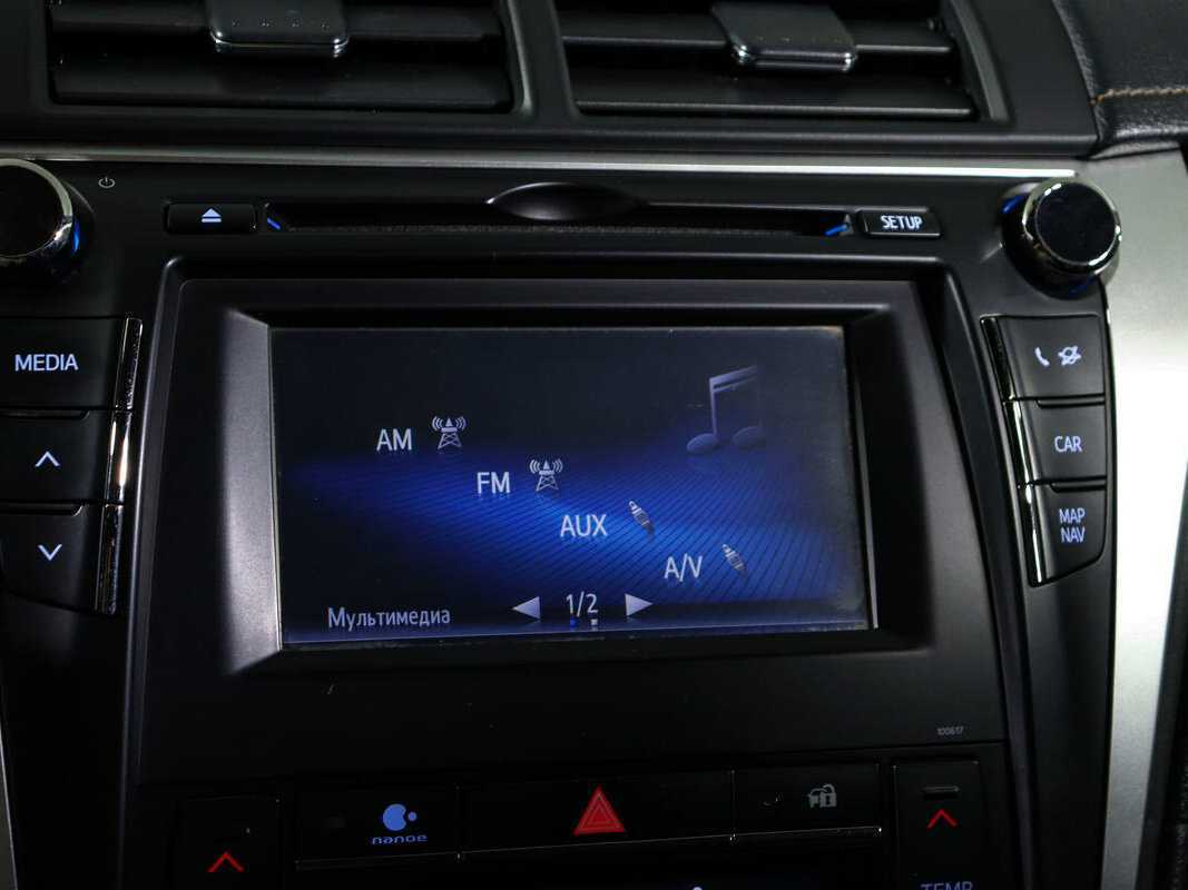 Б/У Тойота Камри 2016 года. Фото: #22