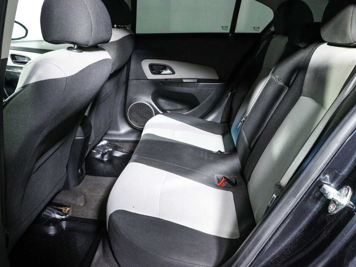 Б/У Шевроле Круз 2012 года. Фото: #9