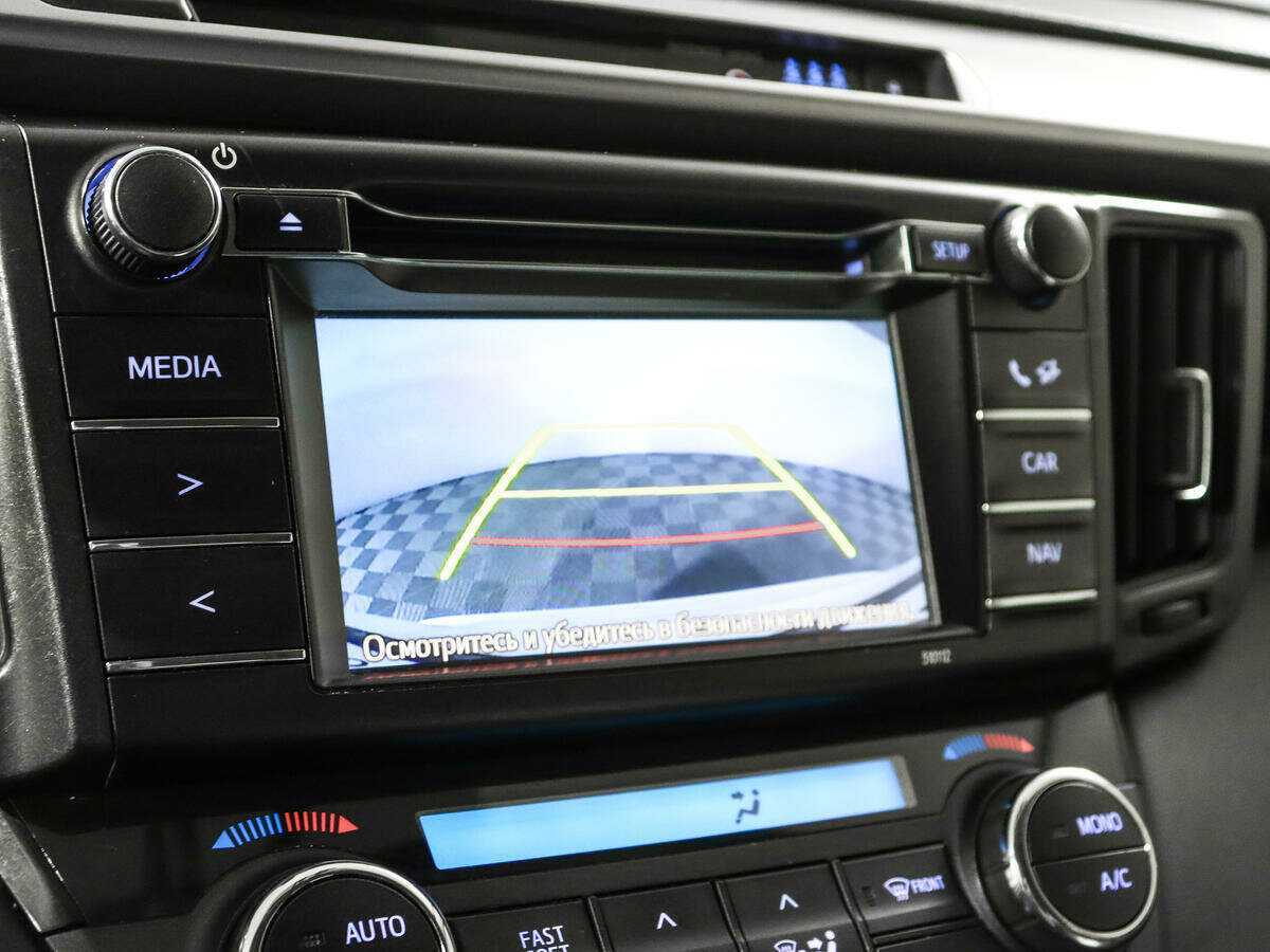 Б/У Тойота Рав4 2016 года. Фото: #13