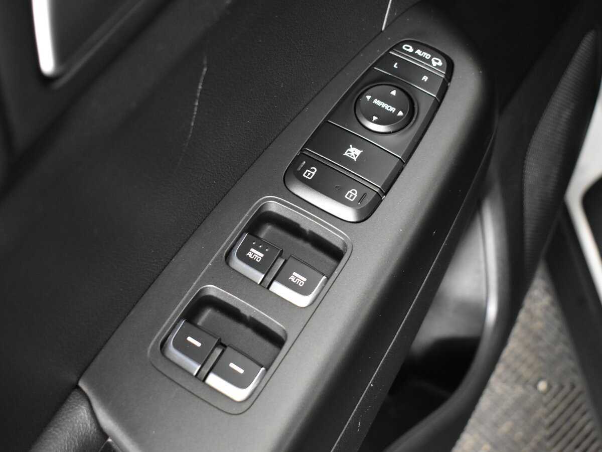 Б/У Киа Спортейдж 2019 года. Фото: #8