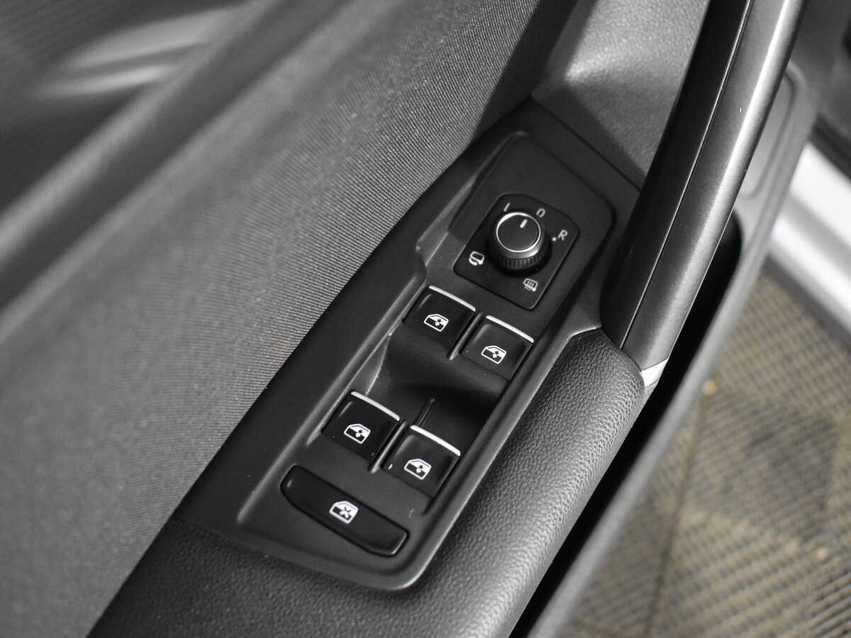 Б/У Фольксваген Тигуан 2017 года. Фото: #7