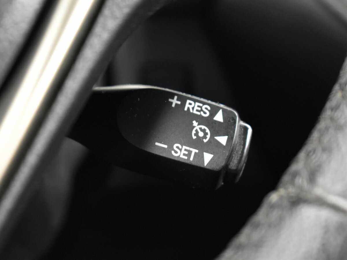 Б/У Тойота Рав4 2014 года. Фото: #19