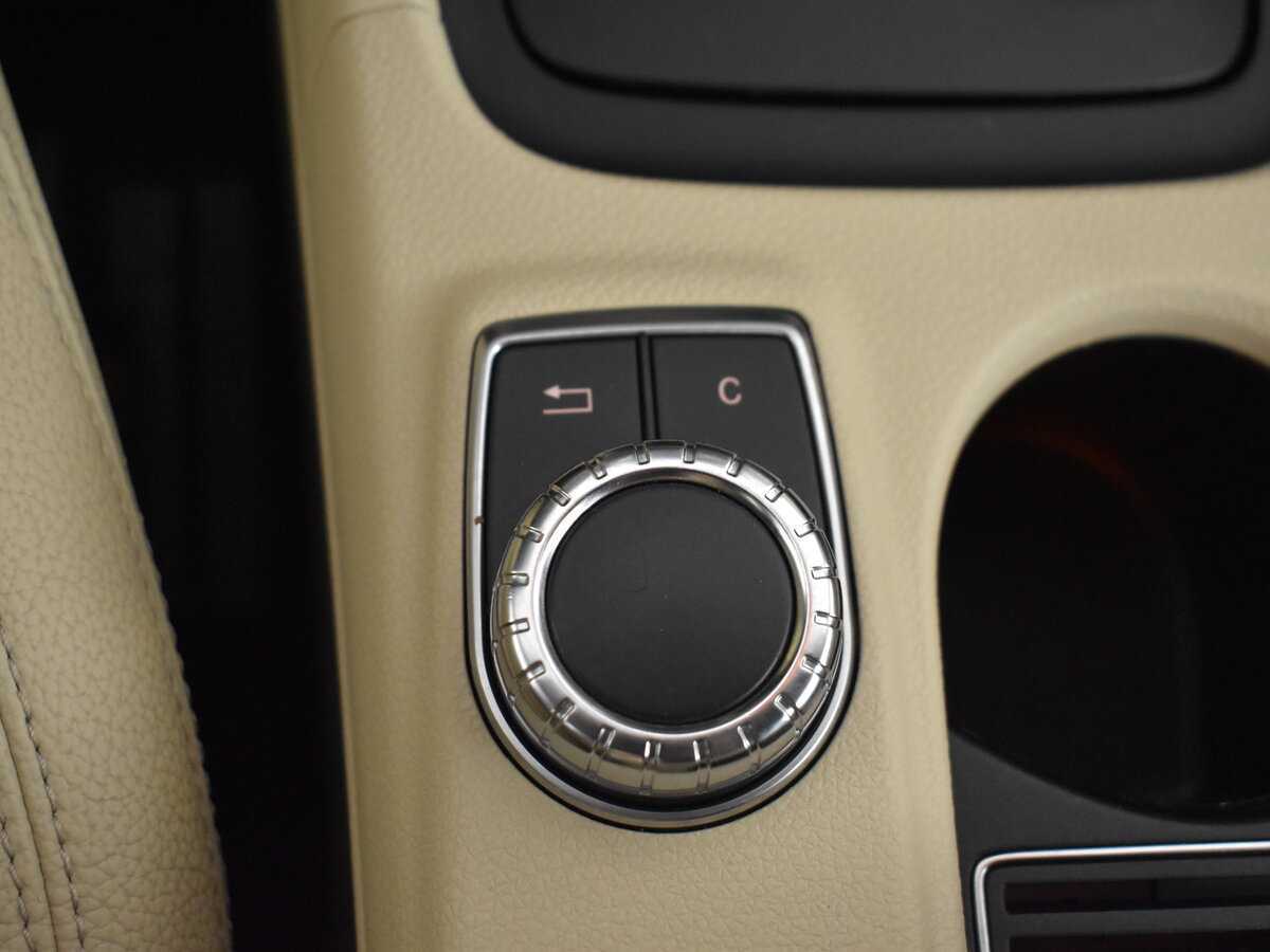 Б/У Мерседес-Бенц КЛА 2013 года. Фото: #16