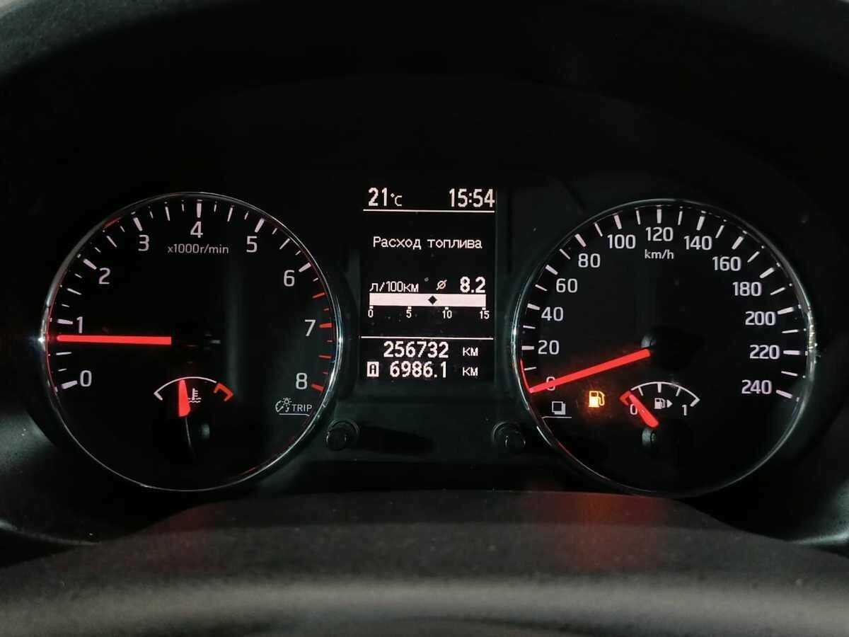 Б/У Ниссан Икс-Трейл 2012 года. Фото: #11