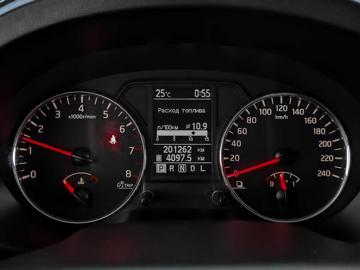 Б/У Ниссан Икс-Трейл 2013 года. Фото: #10