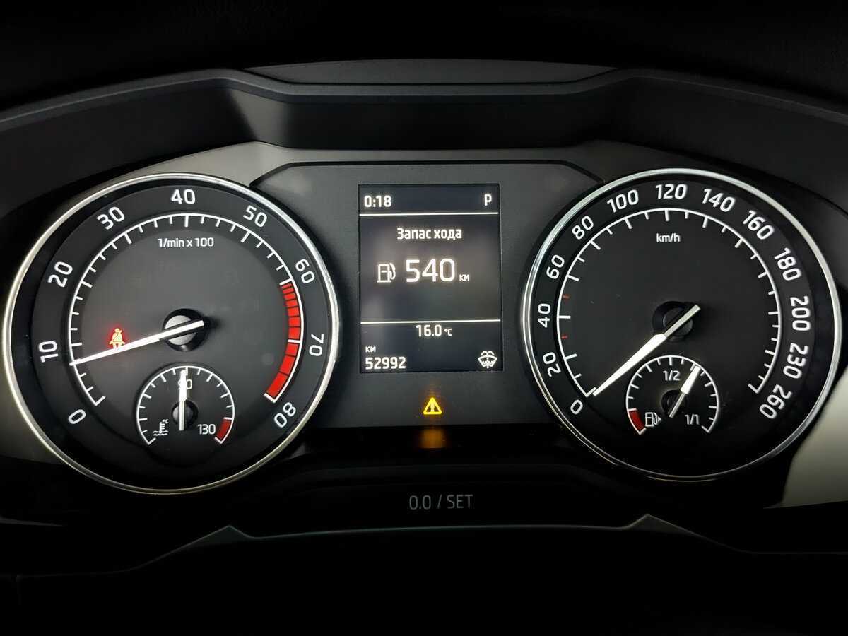 Б/У Шкода Суперб 2018 года. Фото: #10