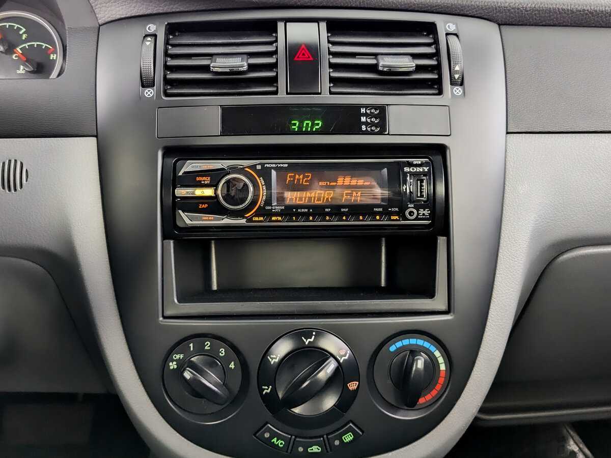 Б/У Дэу Гентра 2014 года. Фото: #12