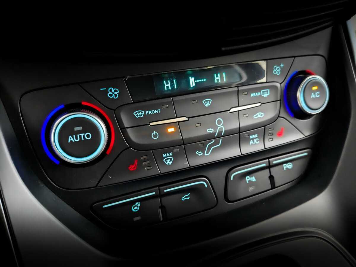 Б/У Форд Куга 2017 года. Фото: #22