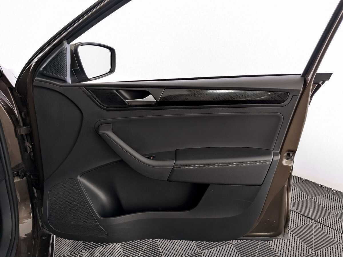 Б/У Фольксваген Поло 2020 года. Фото: #19