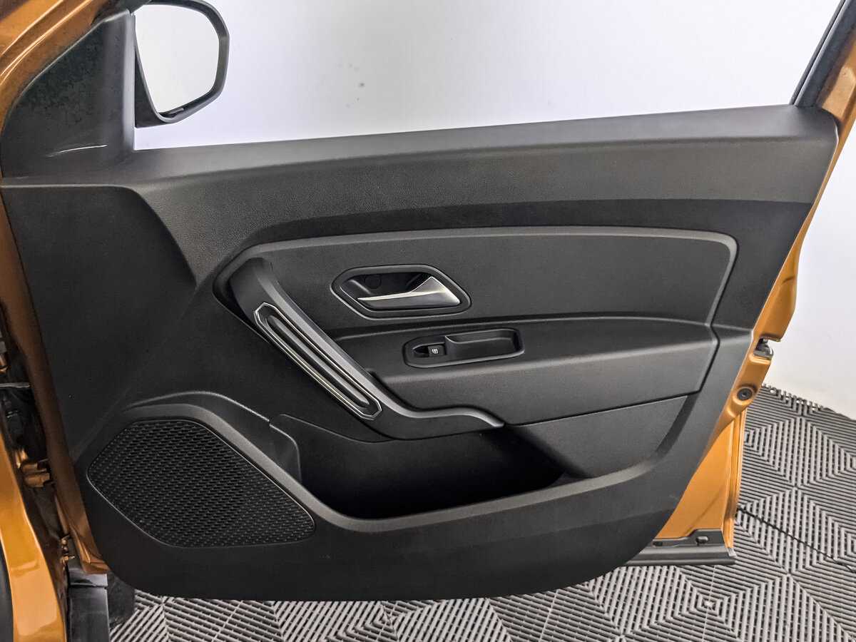 Б/У Рено Дастер 2021 года. Фото: #20