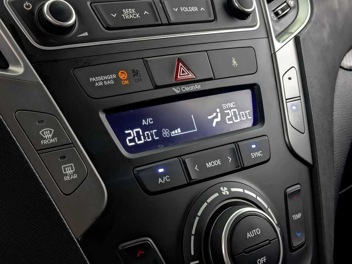 Б/У Хендай Санта Фе 2017 года. Фото: #21