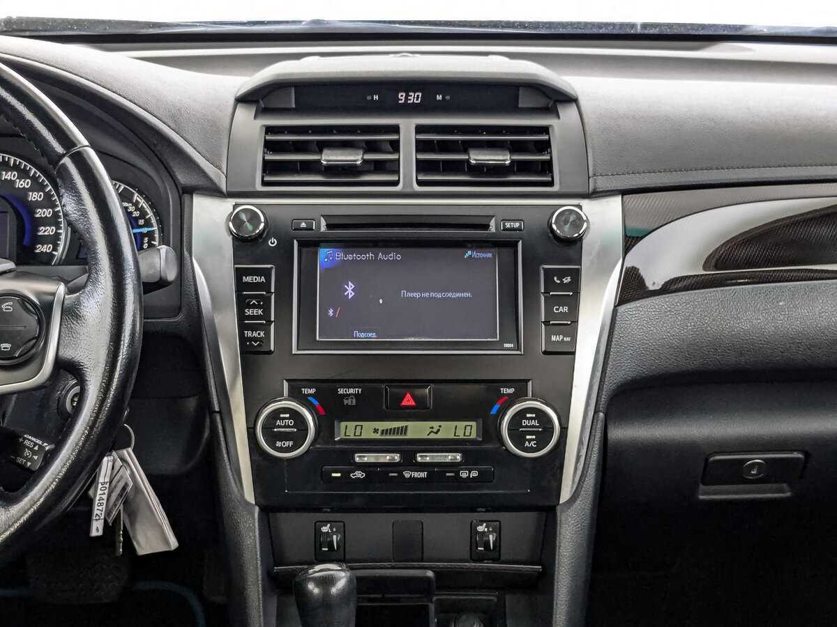 Б/У Тойота Камри 2014 года. Фото: #12