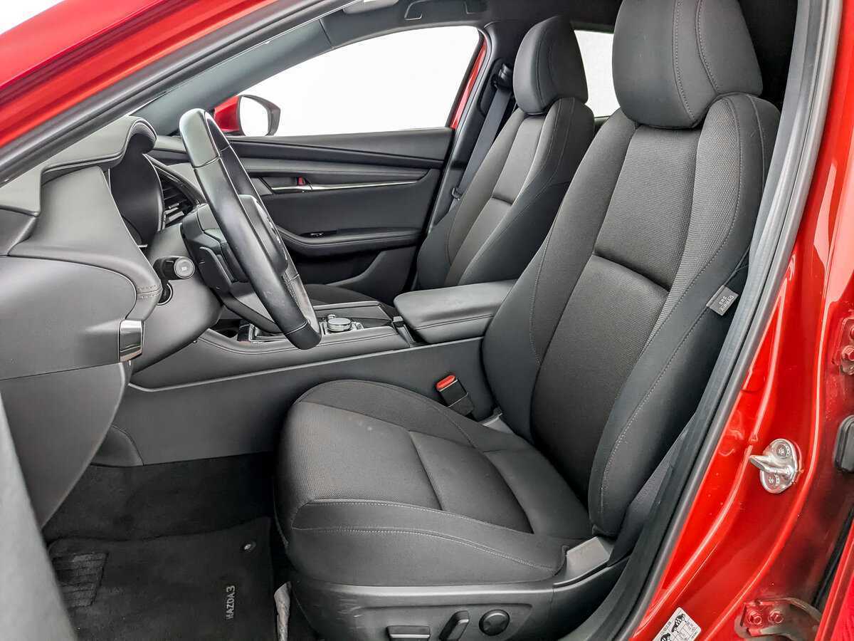 Б/У Мазда 3 2019 года. Фото: #14