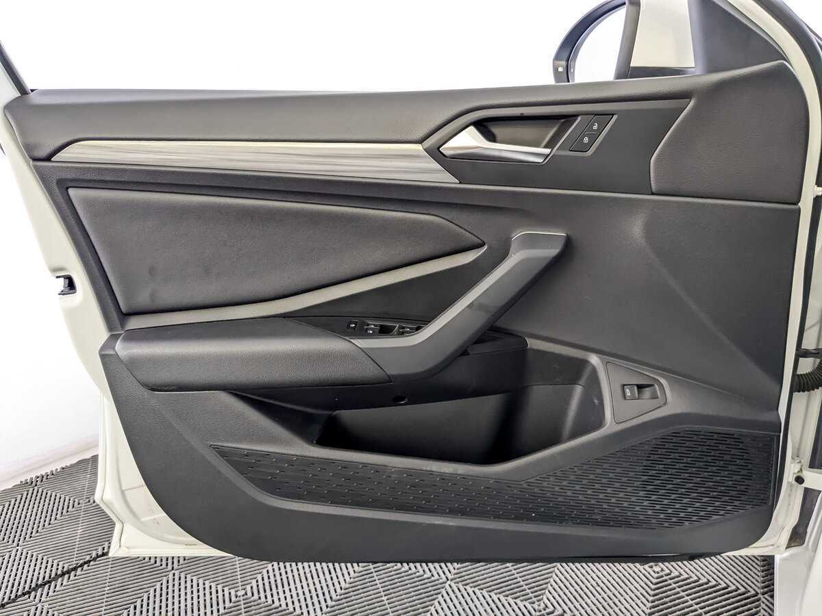 Б/У Фольксваген Джетта 2020 года. Фото: #14