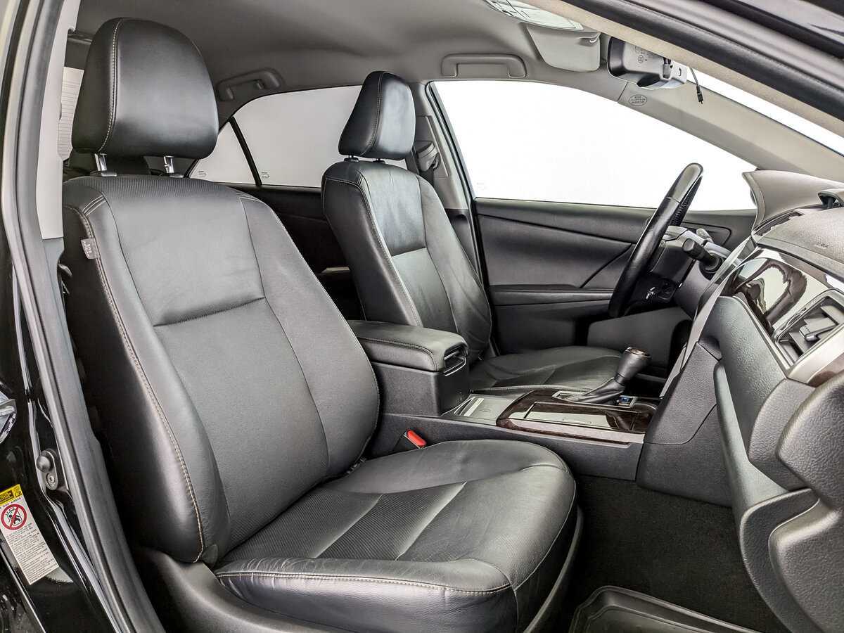 Б/У Тойота Камри 2016 года. Фото: #19