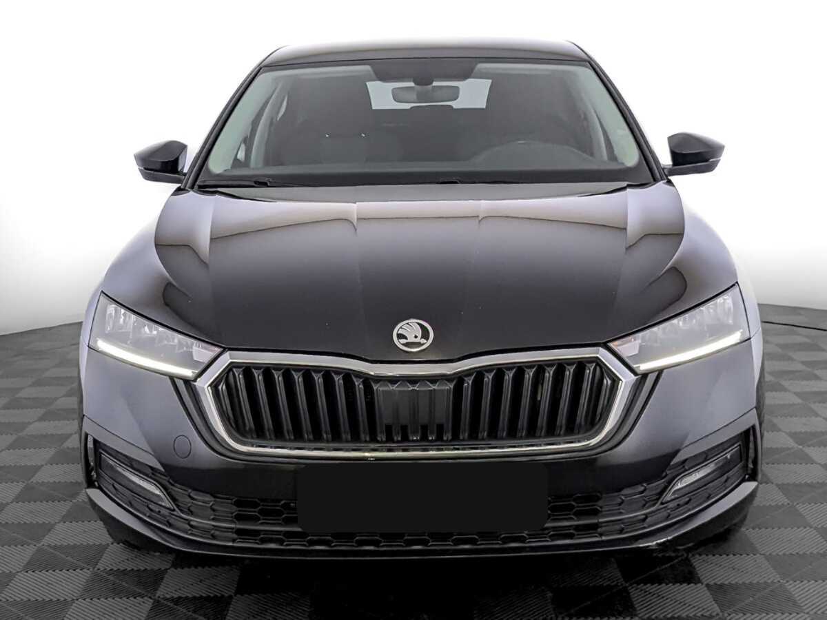 Б/У Шкода Октавия 2021 года. Фото: #1