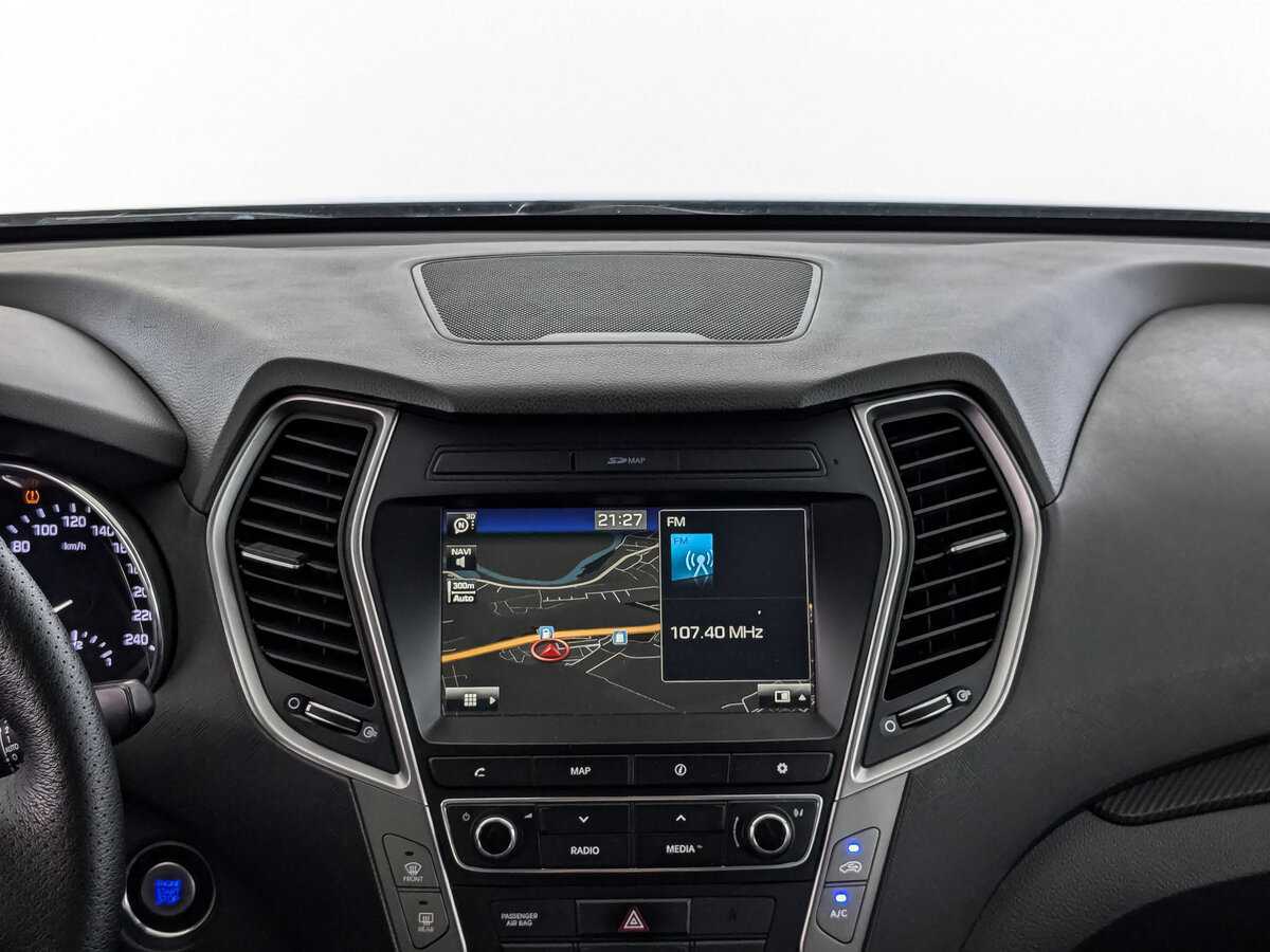 Б/У Хендай Санта Фе 2017 года. Фото: #12